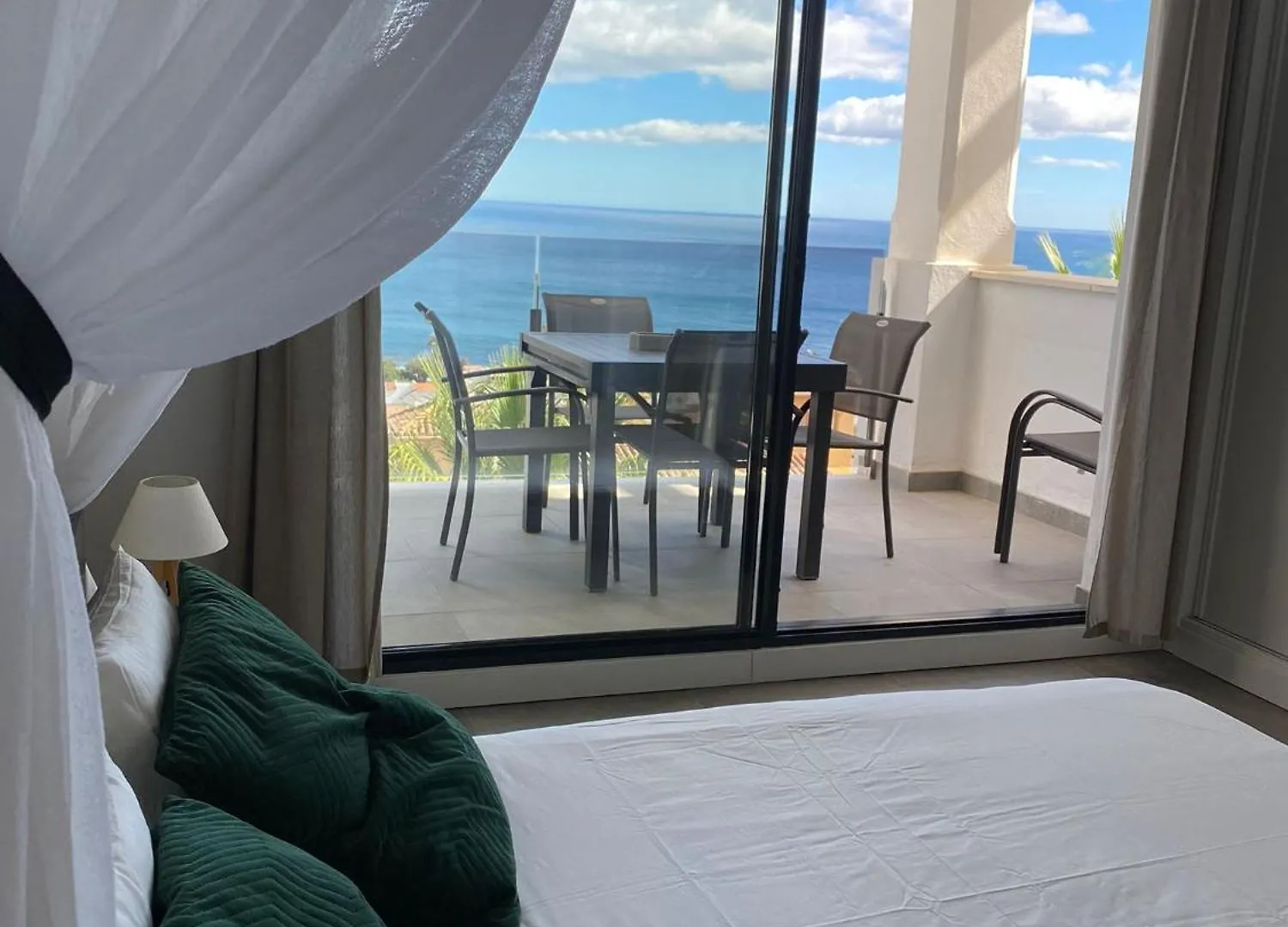 Best Seaview Luxury Duplex Bluesuite 4303 Sotogrande 0*,  Spain